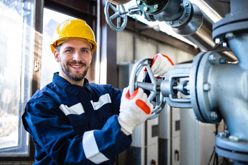 la profession de technicien de maintenance industrielle