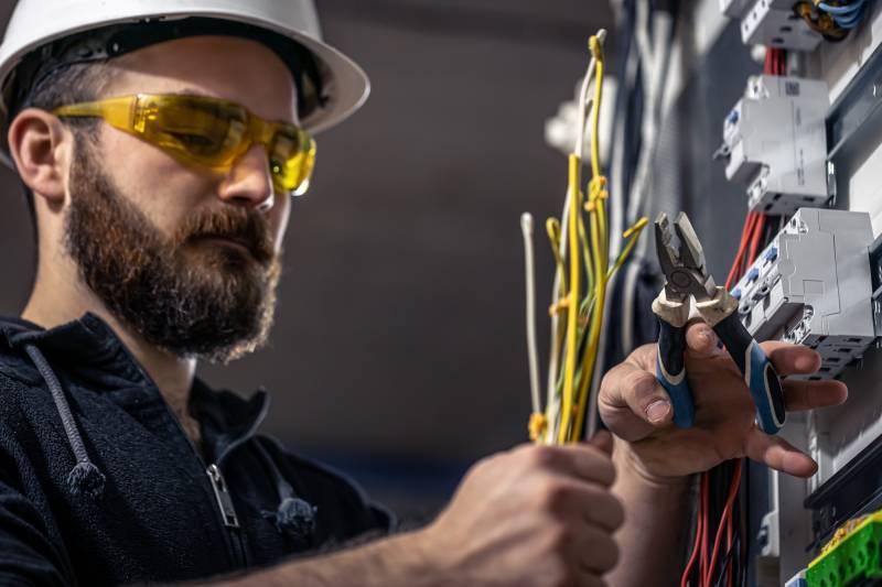 la profession de technicien en électricité